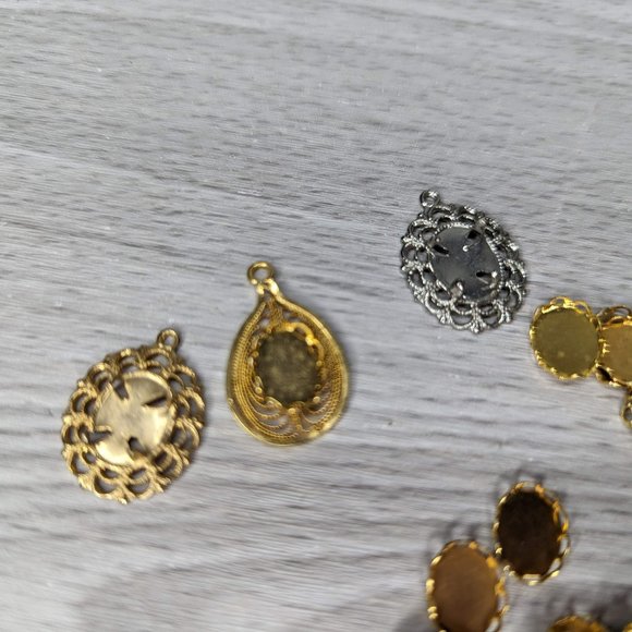 Lot of Various Gold & Silver Tone Cabochon Settings - Picture 2 of 6